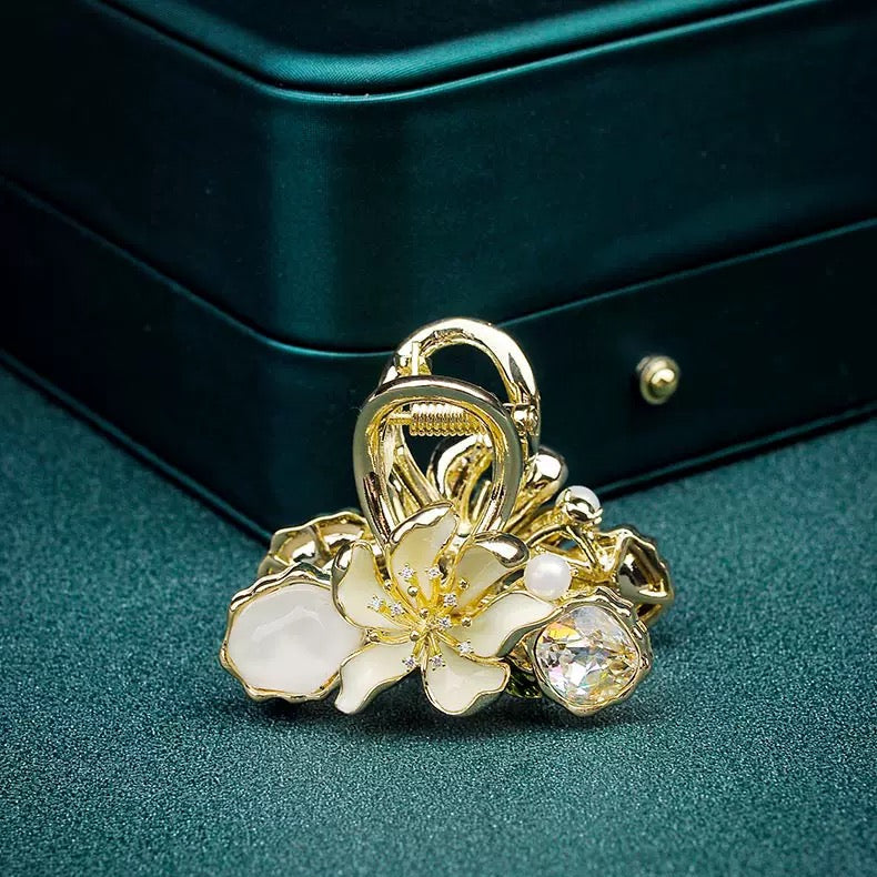 Office to Bar-Luxurious Magnolia Crystal Hairclip
